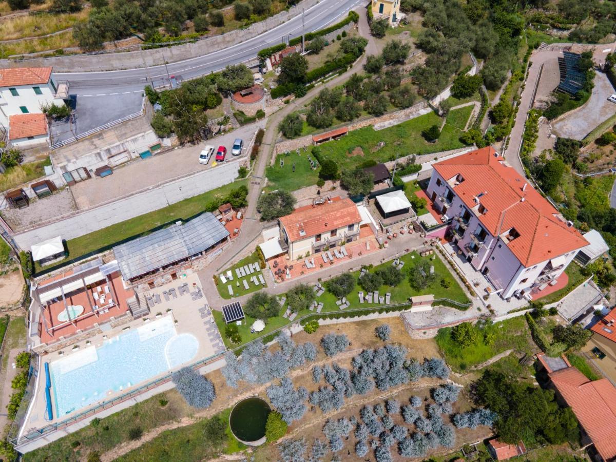 Residence Villa Il Casale - Appartamenti Wellness E Piscina Riscaldata Tovo San Giacomo Екстер'єр фото