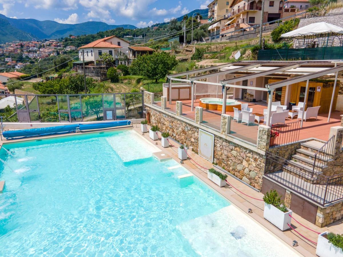 Residence Villa Il Casale - Appartamenti Wellness E Piscina Riscaldata Tovo San Giacomo Екстер'єр фото