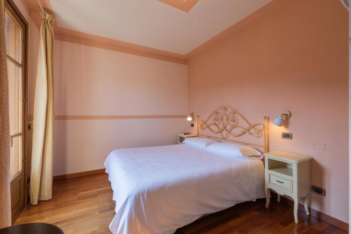 Residence Villa Il Casale - Appartamenti Wellness E Piscina Riscaldata Tovo San Giacomo Екстер'єр фото