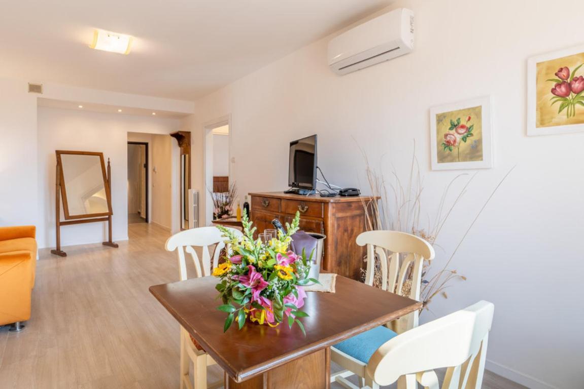 Residence Villa Il Casale - Appartamenti Wellness E Piscina Riscaldata Tovo San Giacomo Екстер'єр фото