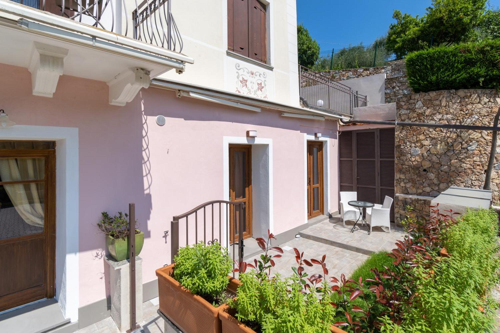 Residence Villa Il Casale - Appartamenti Wellness E Piscina Riscaldata Tovo San Giacomo Екстер'єр фото
